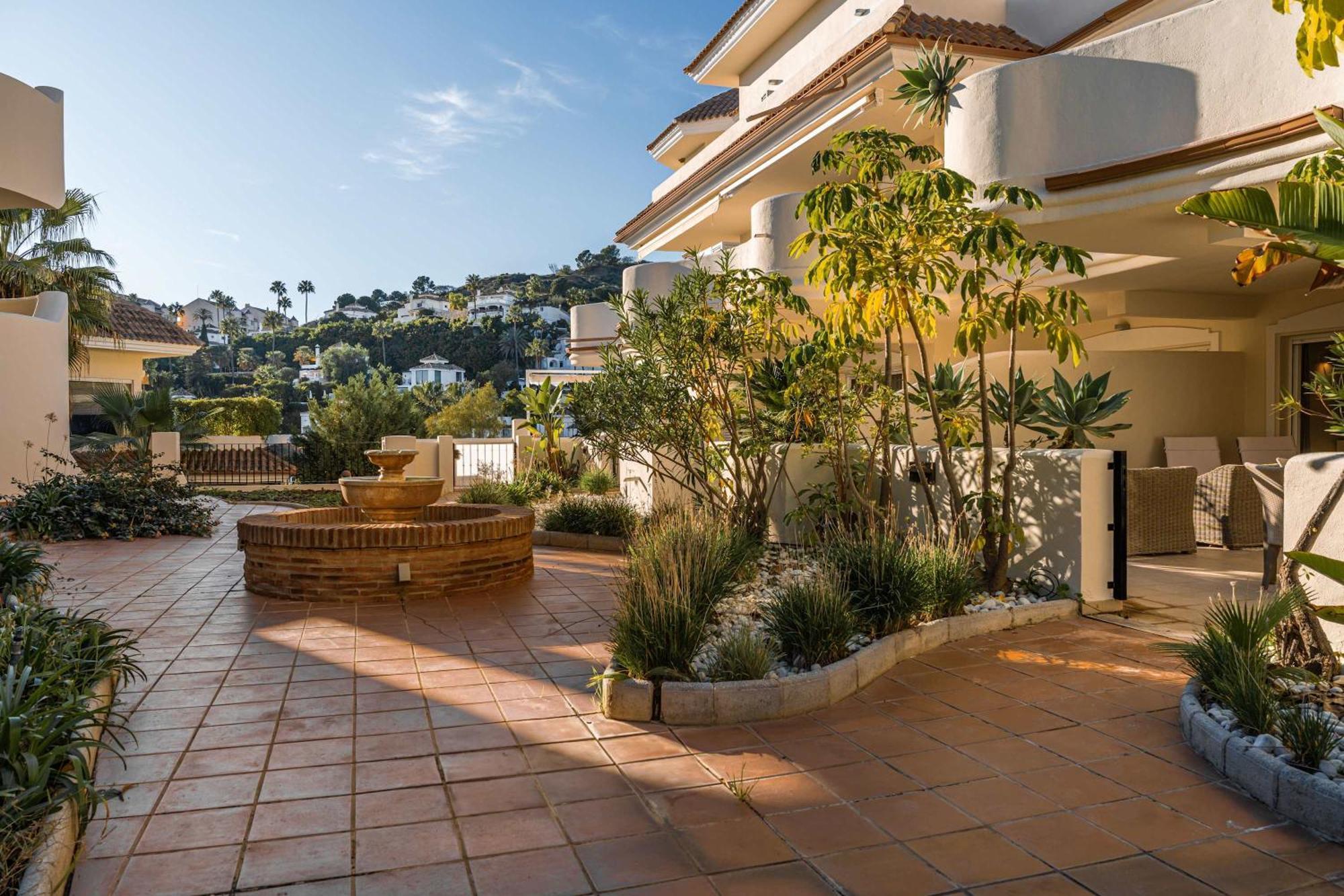 Aloha Hills Club Pools Gym Apartamento Marbella