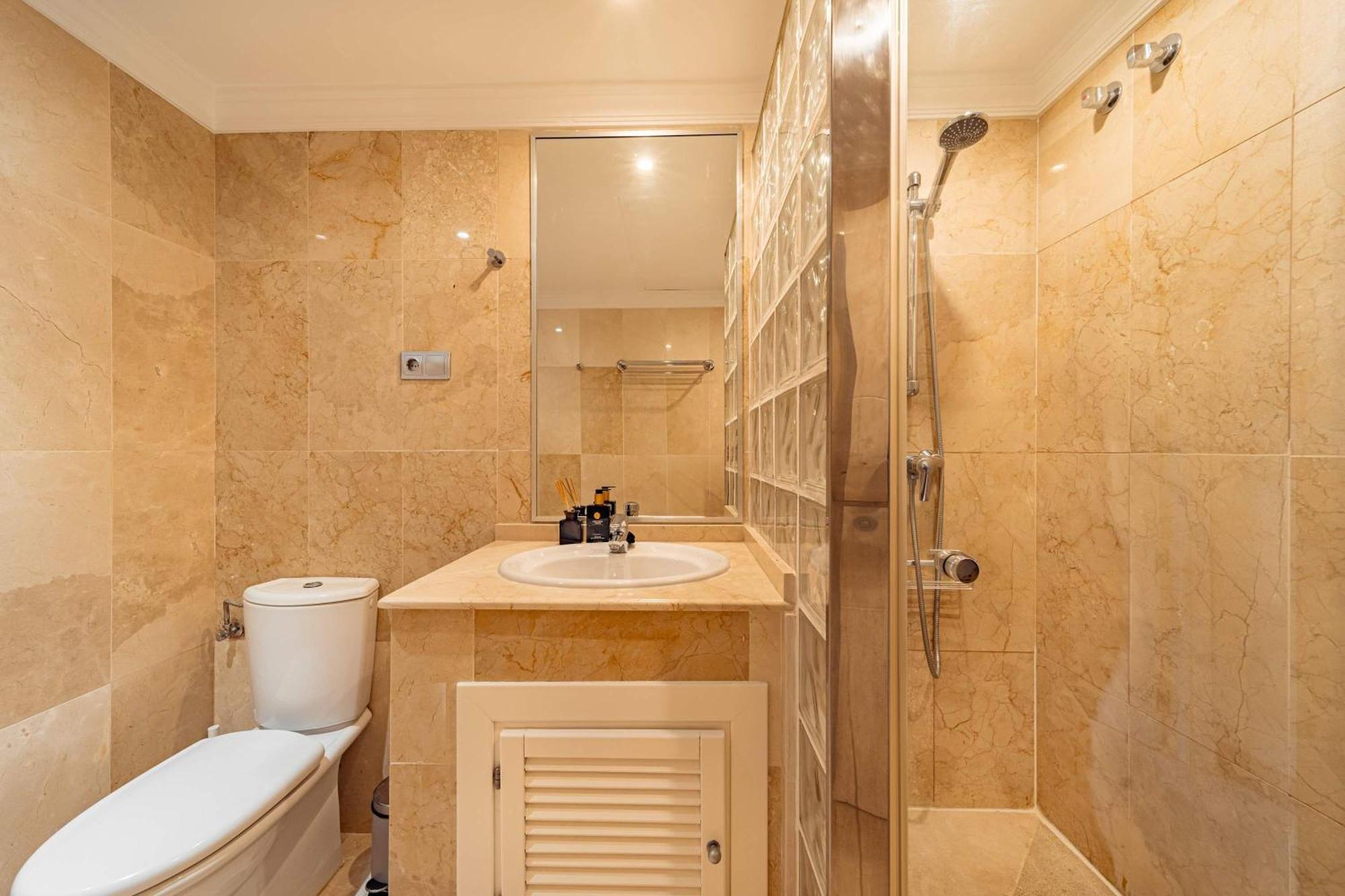 Aloha Hills Club Pools Gym Apartamento Marbella