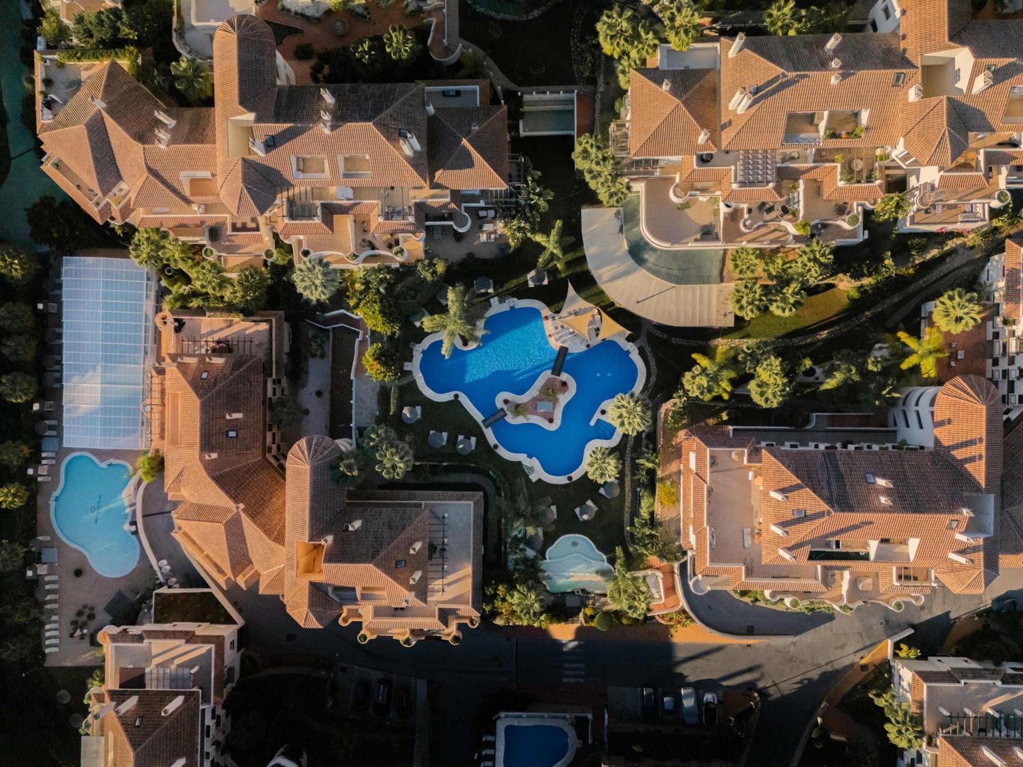 Apartamento Aloha Hills Club Pools Gym