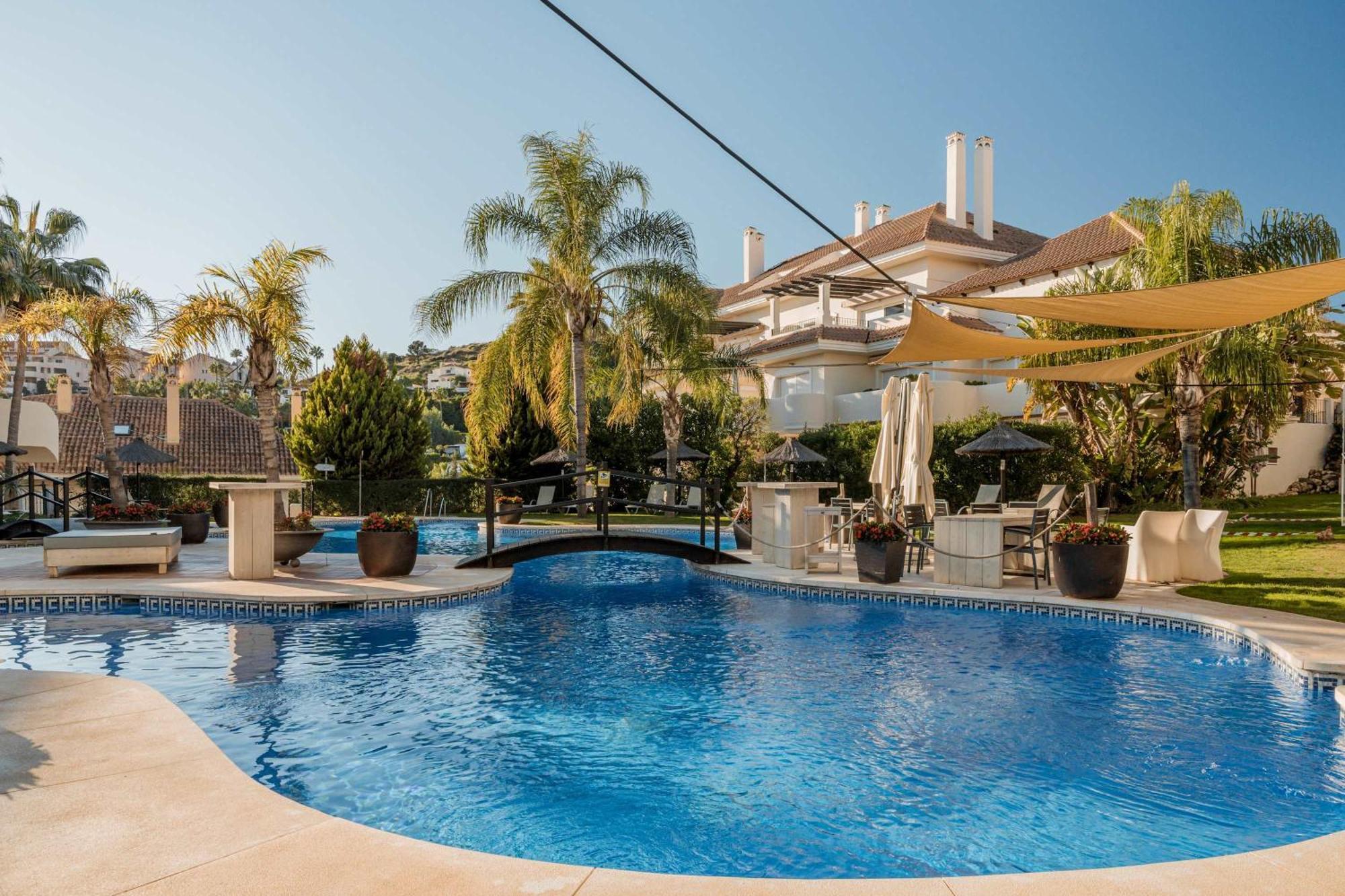 Aloha Hills Club Pools Gym Apartamento *